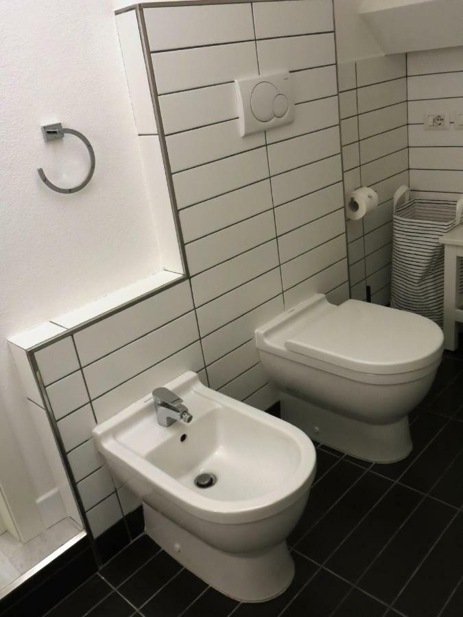 Oneroom Forli Ngoại thất bức ảnh